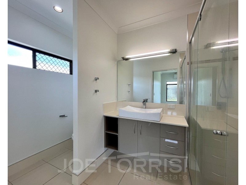 31 Amaroo Drive, Mareeba QLD 4880