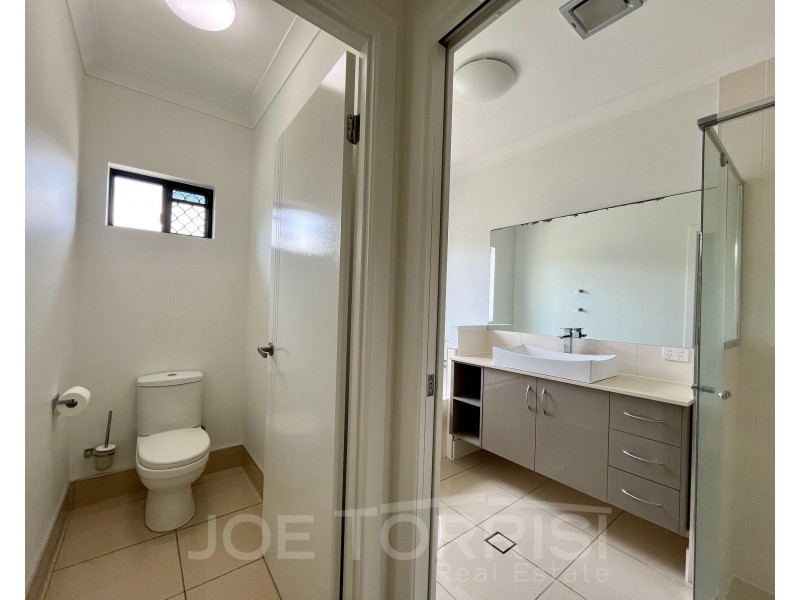 31 Amaroo Drive, Mareeba QLD 4880