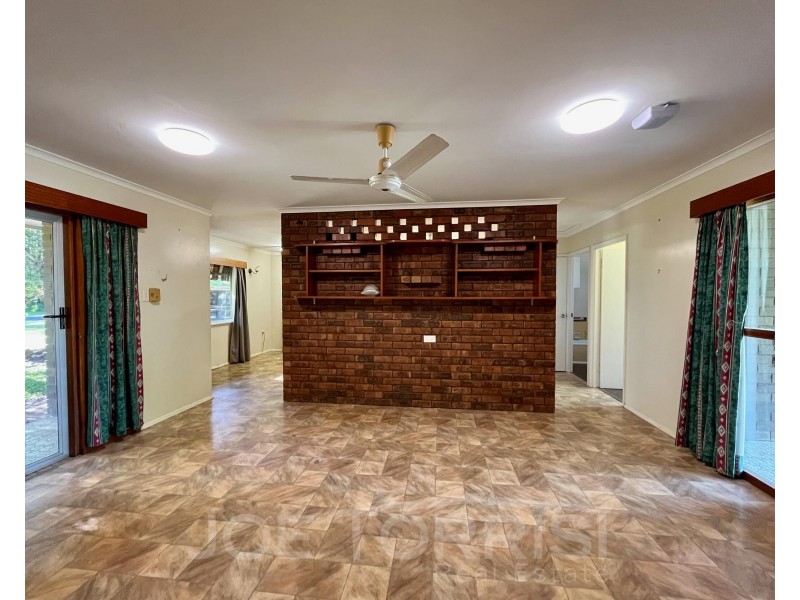 42 Martin Avenue, Mareeba QLD 4880