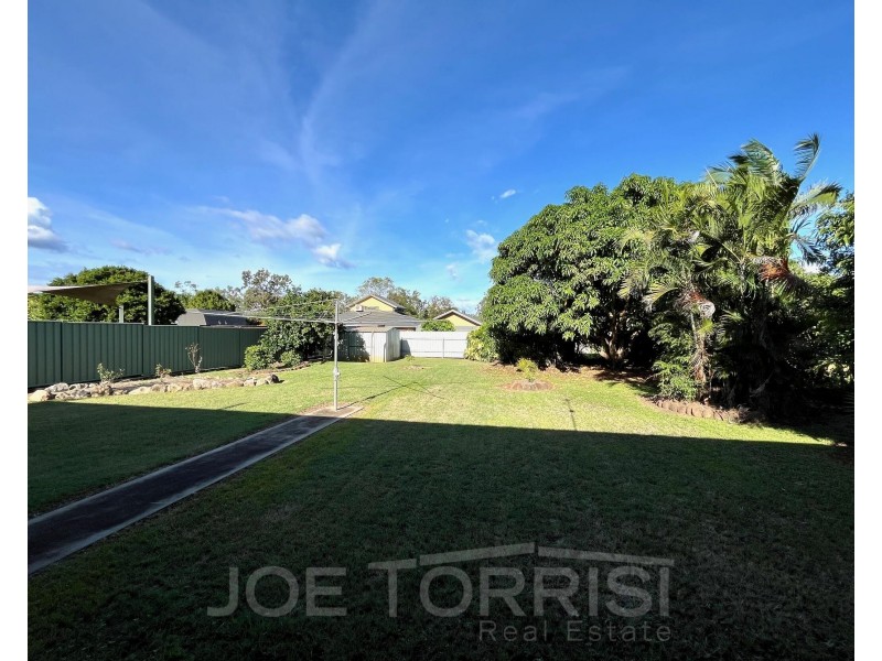 42 Martin Avenue, Mareeba QLD 4880