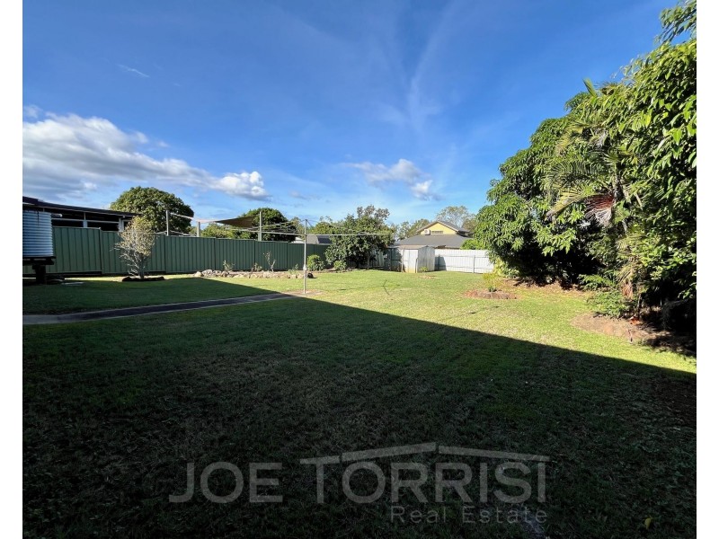 42 Martin Avenue, Mareeba QLD 4880