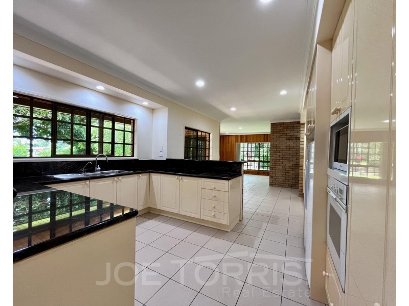 59 Coolamon Close, Mareeba QLD 4880