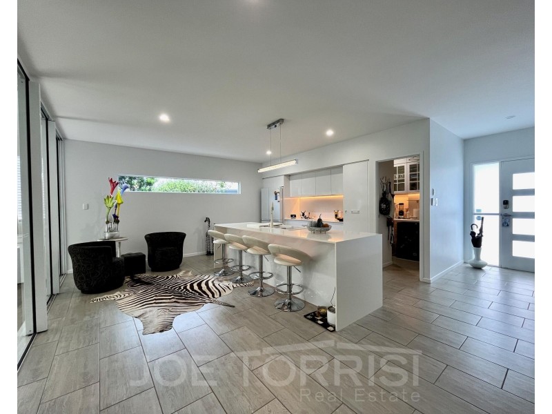 21 Yarrabee Close, Mareeba QLD 4880