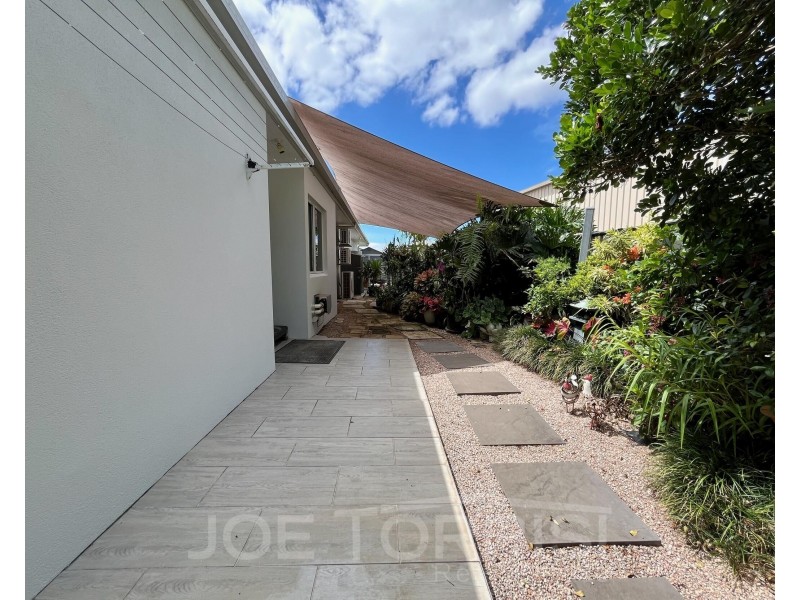 21 Yarrabee Close, Mareeba QLD 4880