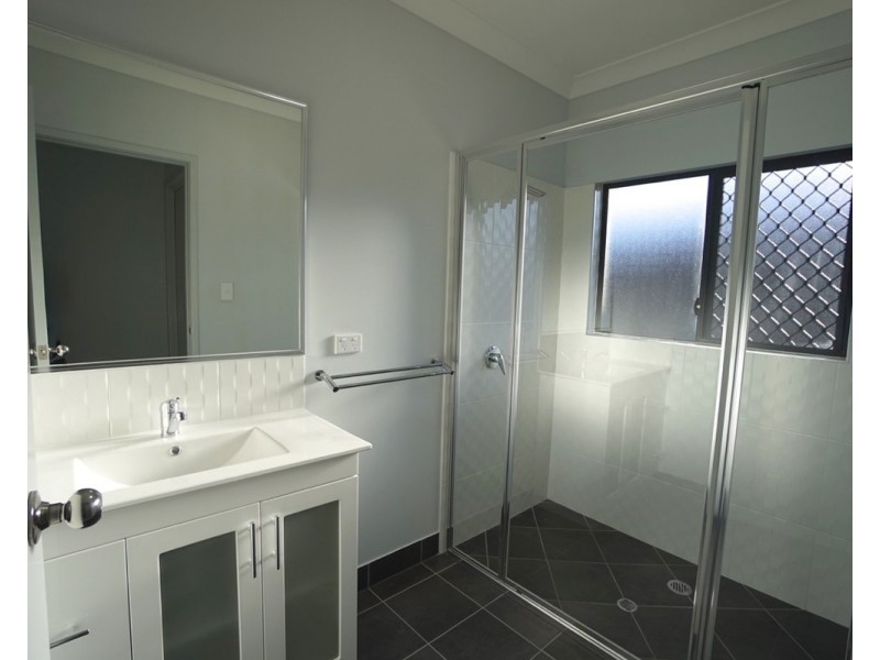 7 Sunbird Parade, Mareeba QLD 4880