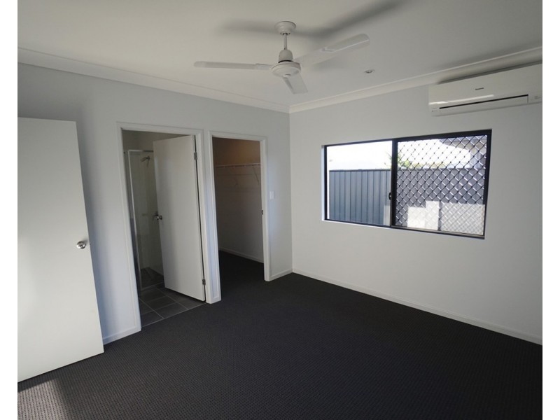 7 Sunbird Parade, Mareeba QLD 4880