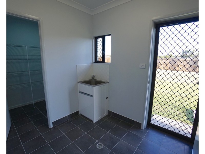 7 Sunbird Parade, Mareeba QLD 4880