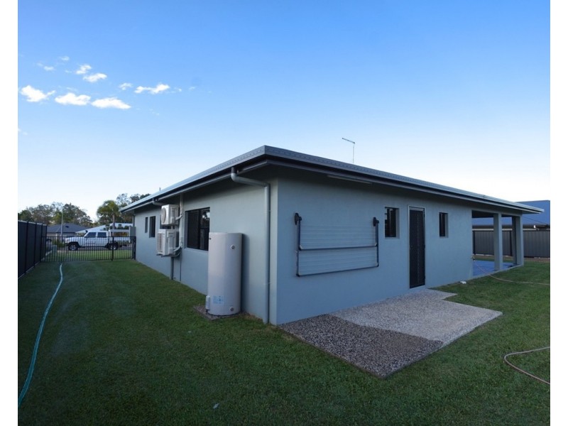 7 Sunbird Parade, Mareeba QLD 4880