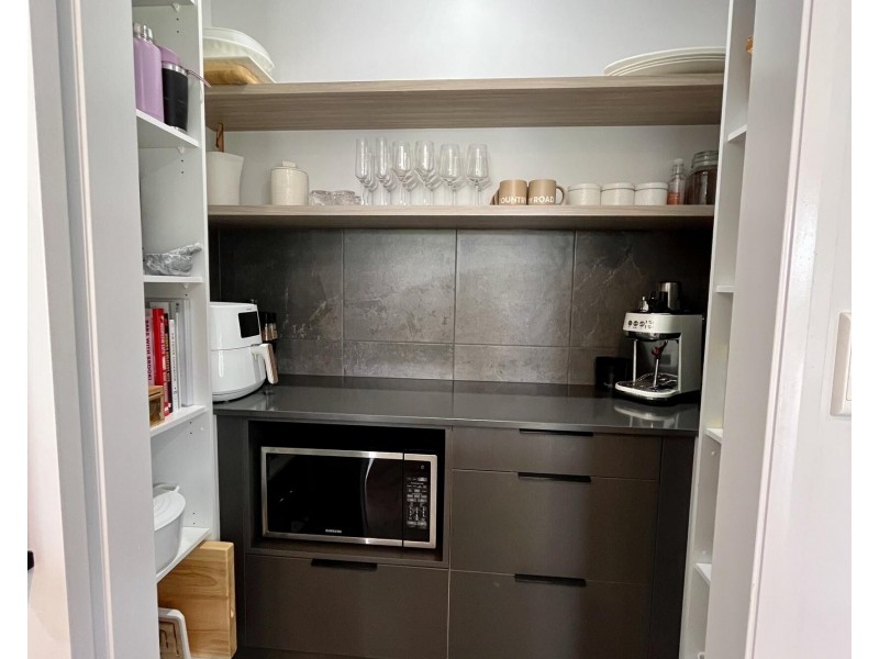 2D Yarrabee Close, Mareeba QLD 4880