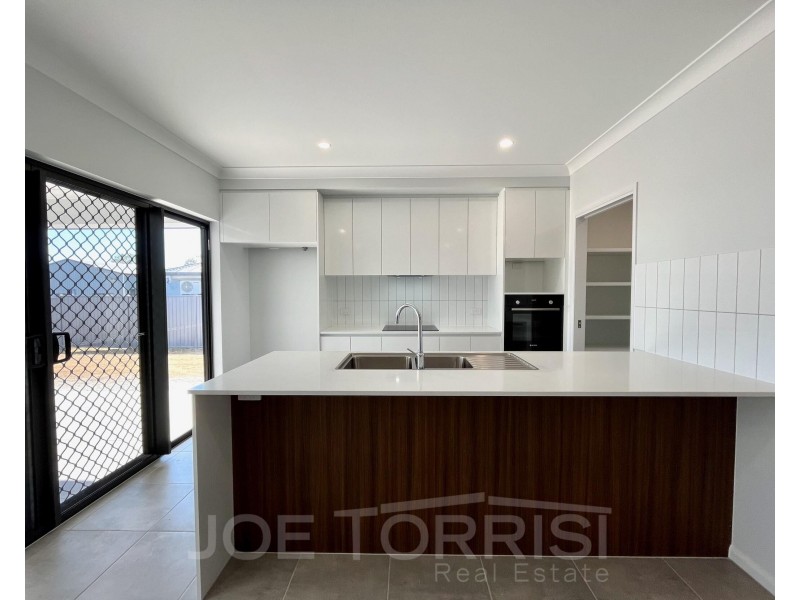 28 Seary Road, Mareeba QLD 4880