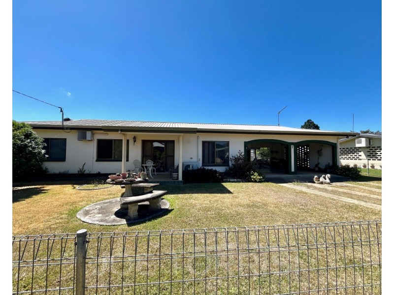 5 Dangaard Street, Mareeba QLD 4880