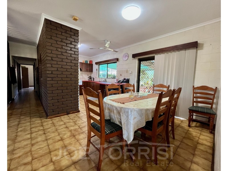 5 Dangaard Street, Mareeba QLD 4880
