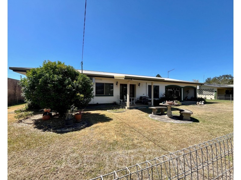 5 Dangaard Street, Mareeba QLD 4880