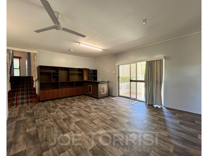 3-5 Molloy Street, Mareeba QLD 4880