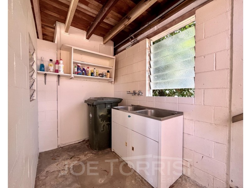 3-5 Molloy Street, Mareeba QLD 4880