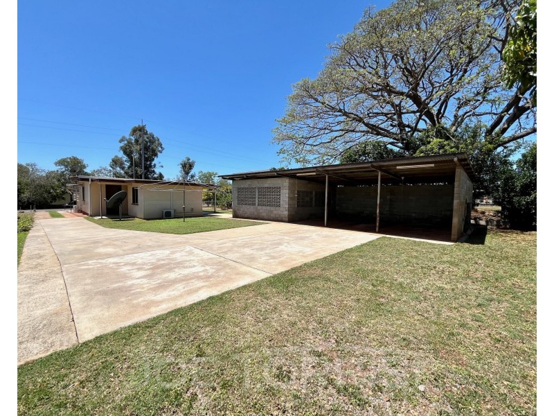 152 Constance Street, Mareeba QLD 4880