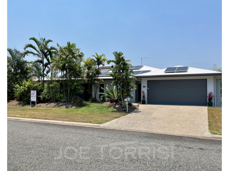 17 Sunbird Parade, Mareeba QLD 4880