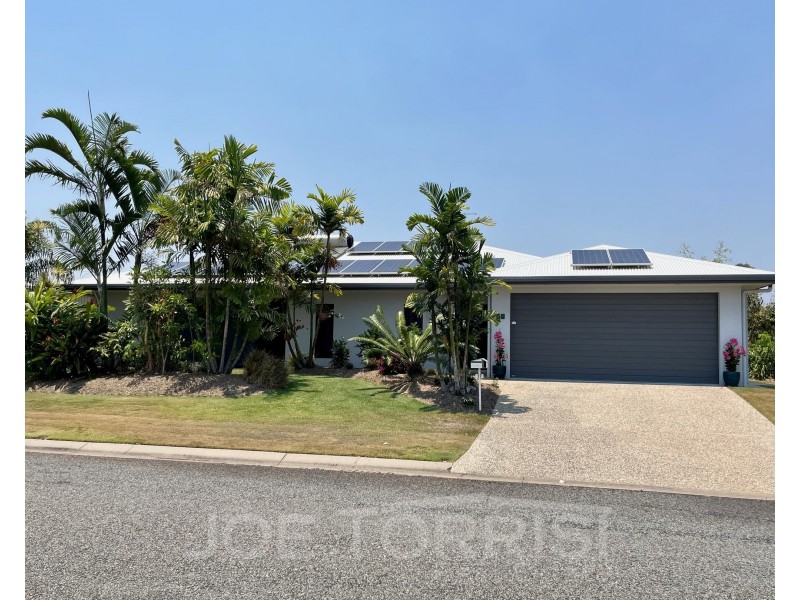 17 Sunbird Parade, Mareeba QLD 4880
