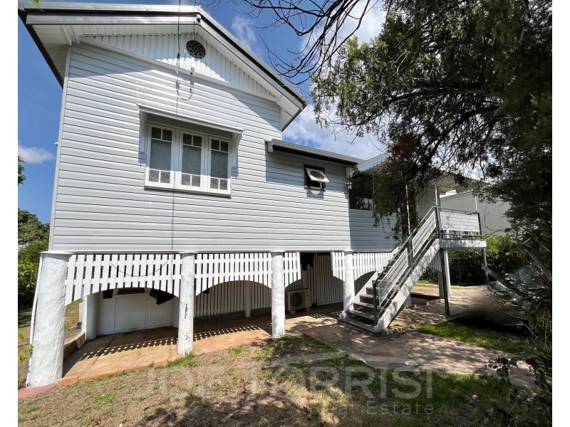119 Walsh Street, Mareeba QLD 4880