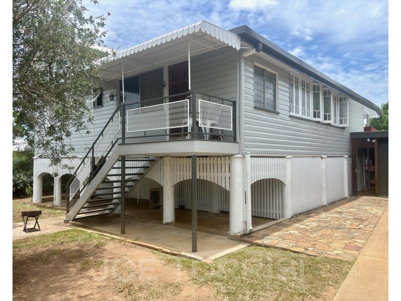 119 Walsh Street, Mareeba QLD 4880