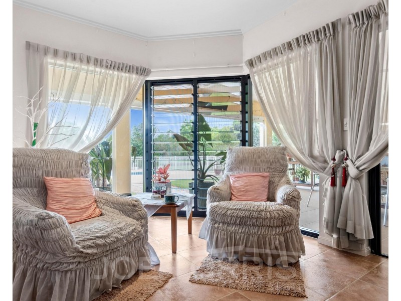 48 Emerald End Road, Mareeba QLD 4880