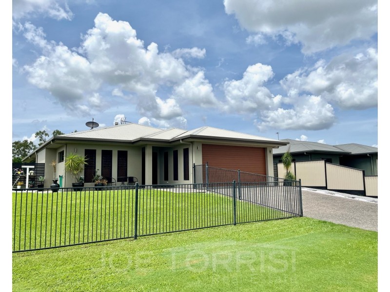 21 Mirrabook Avenue, Mareeba QLD 4880