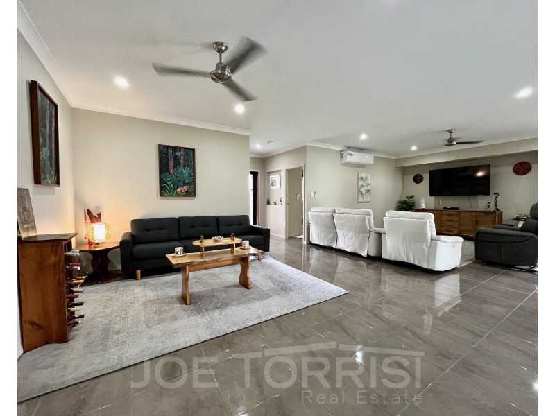 21 Mirrabook Avenue, Mareeba QLD 4880