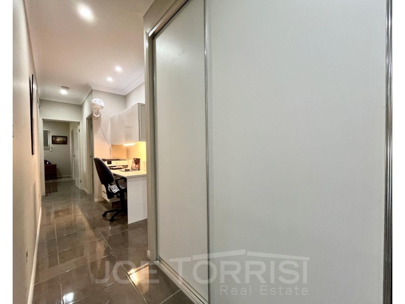 21 Mirrabook Avenue, Mareeba QLD 4880