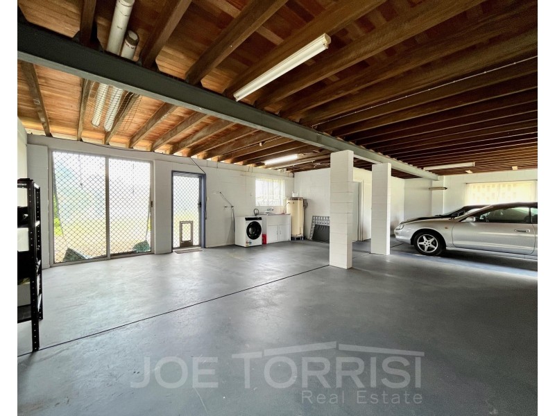 28 Hastings Drive, Mareeba QLD 4880