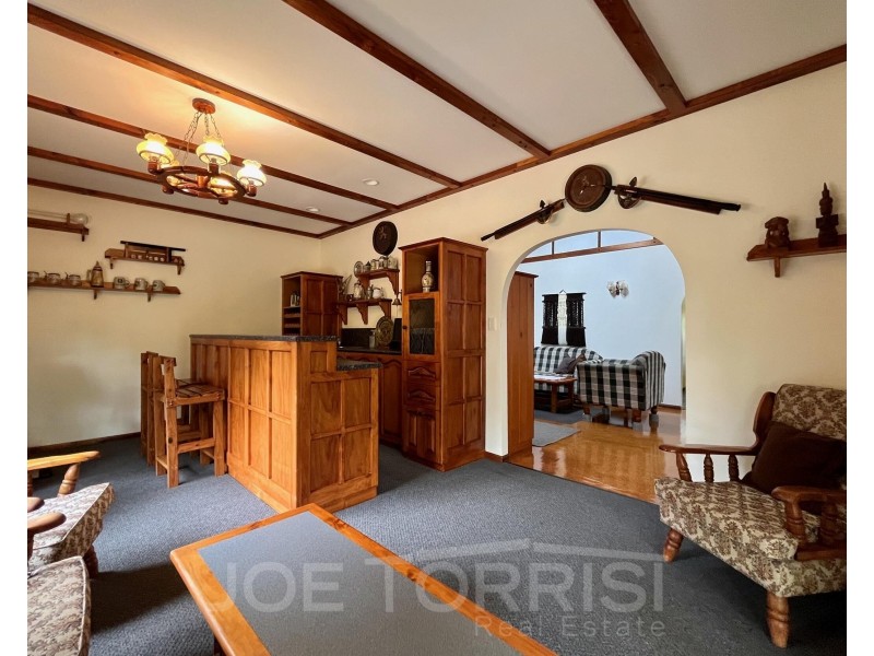 24 Owens Street, Mareeba QLD 4880