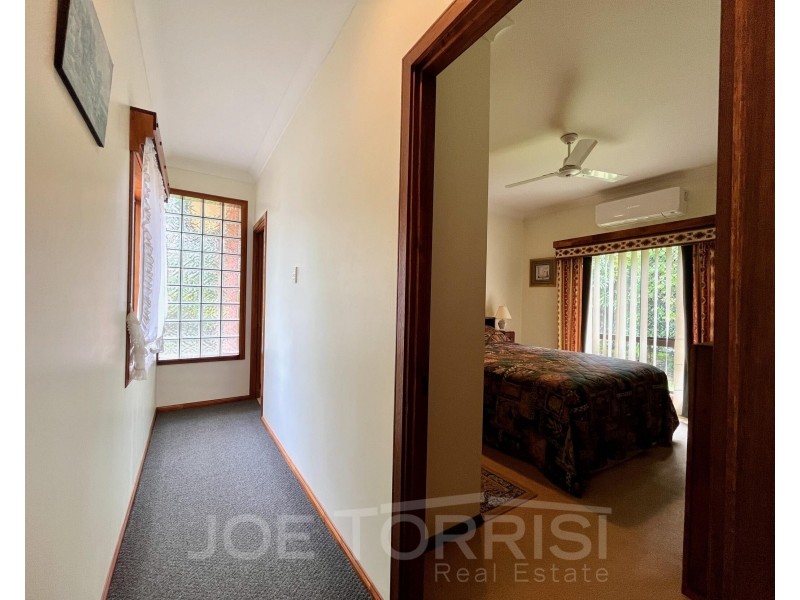 24 Owens Street, Mareeba QLD 4880