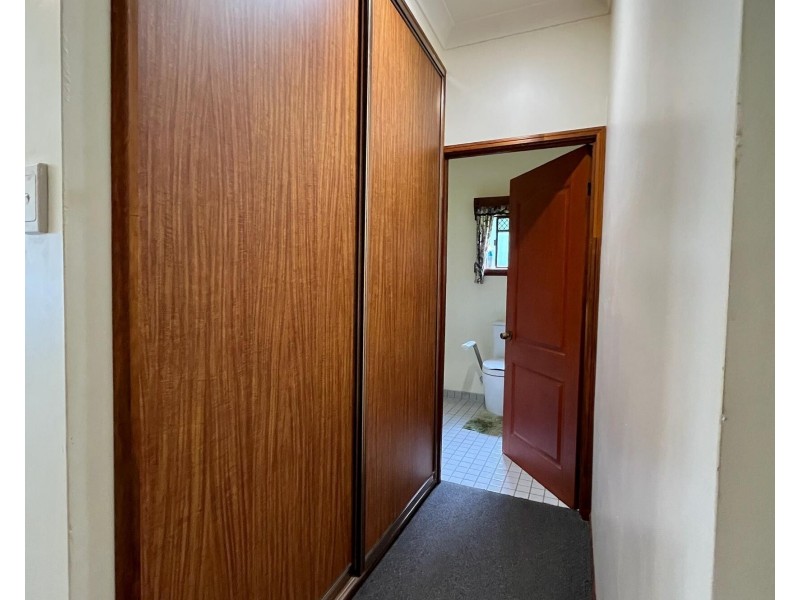 24 Owens Street, Mareeba QLD 4880