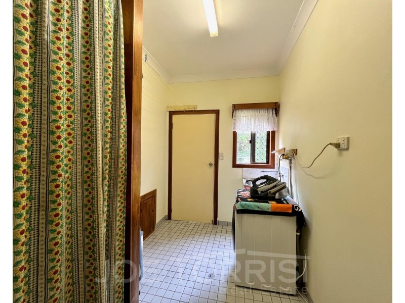 24 Owens Street, Mareeba QLD 4880