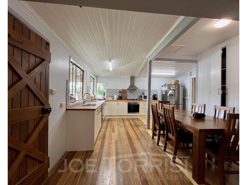 6 Molloy Street, Mareeba QLD 4880