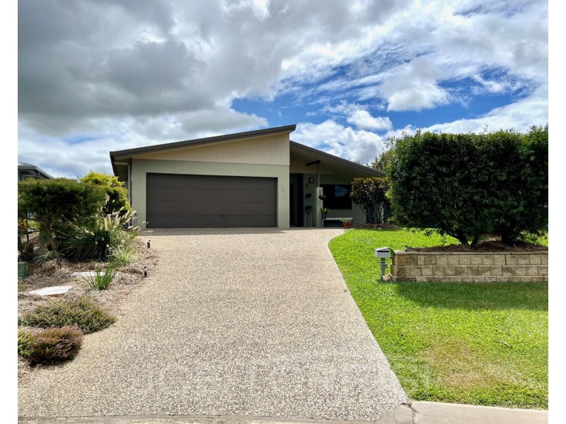 11 Frigate Close, Mareeba QLD 4880