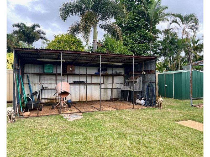 8 Troughton Street, Mareeba QLD 4880