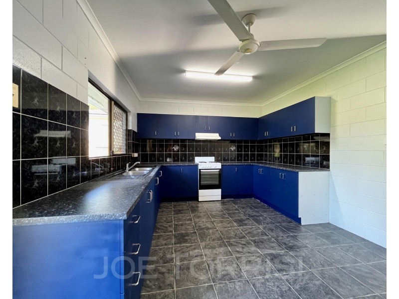 70 Kenneally Road, Mareeba QLD 4880