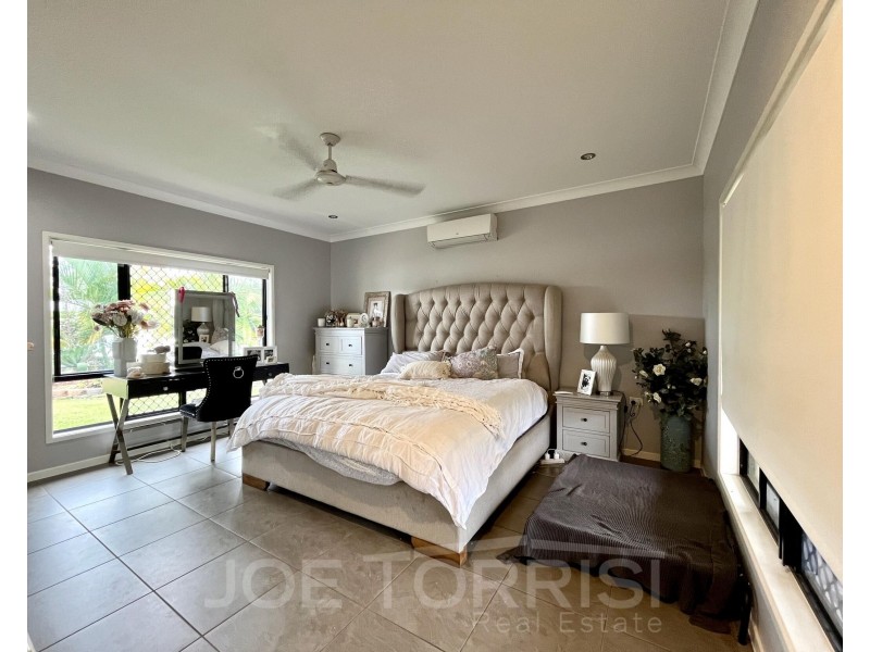 17 Amaroo Drive, Mareeba QLD 4880