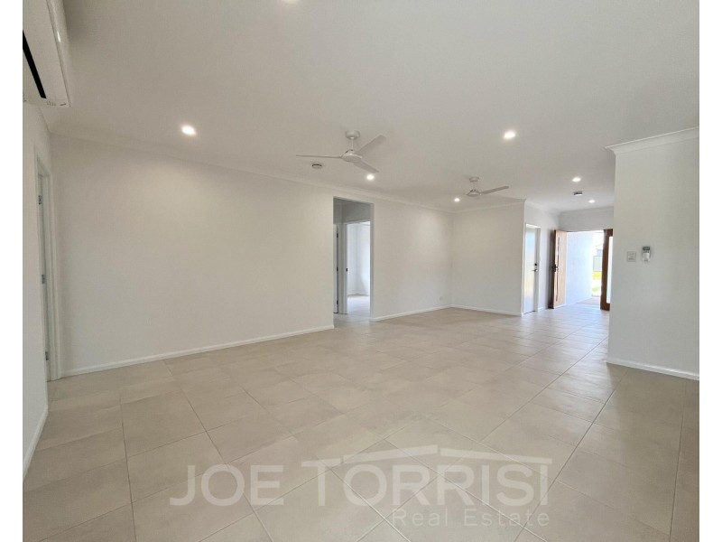 1 Dural Close, Mareeba QLD 4880