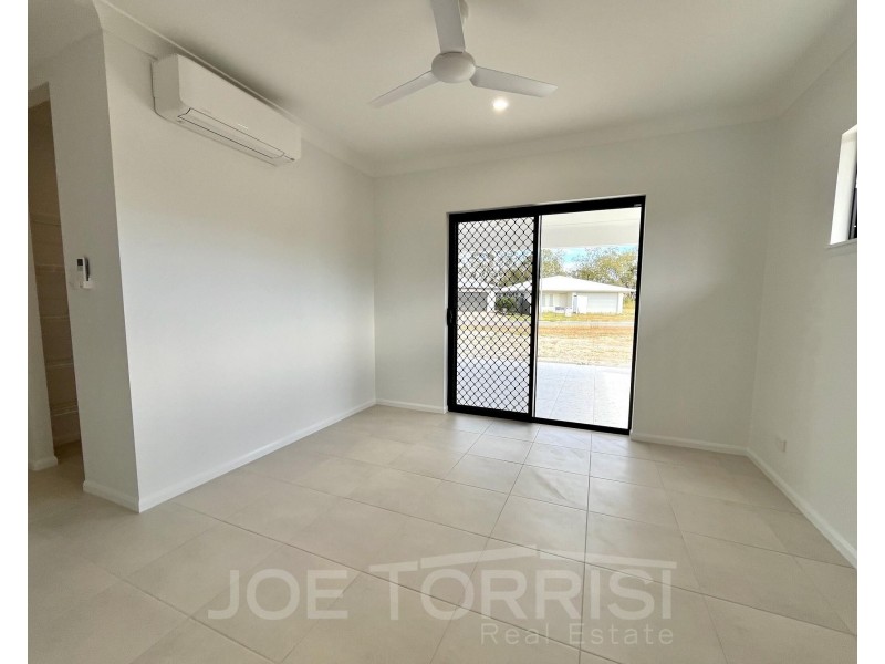 1 Dural Close, Mareeba QLD 4880