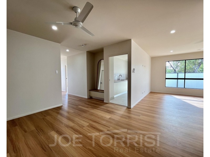 98 Karobean Drive, Mareeba QLD 4880