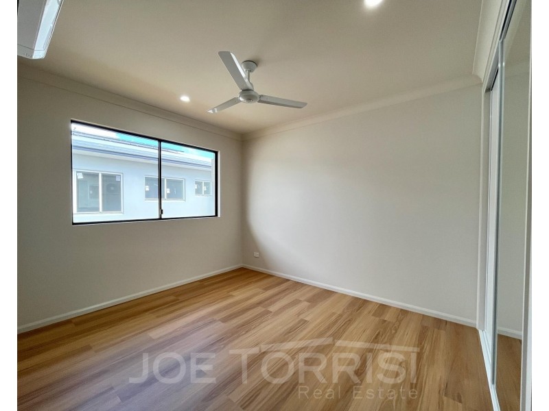 98 Karobean Drive, Mareeba QLD 4880