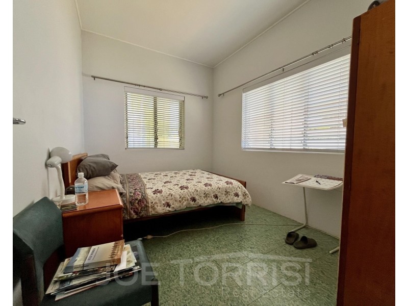 25 Raleigh Street, Dimbulah QLD 4872