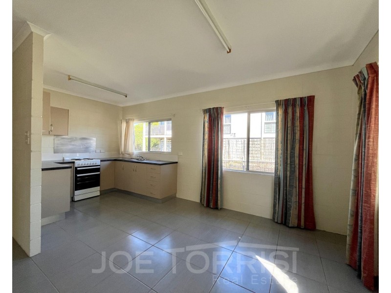 9 Beames Street, Mareeba QLD 4880