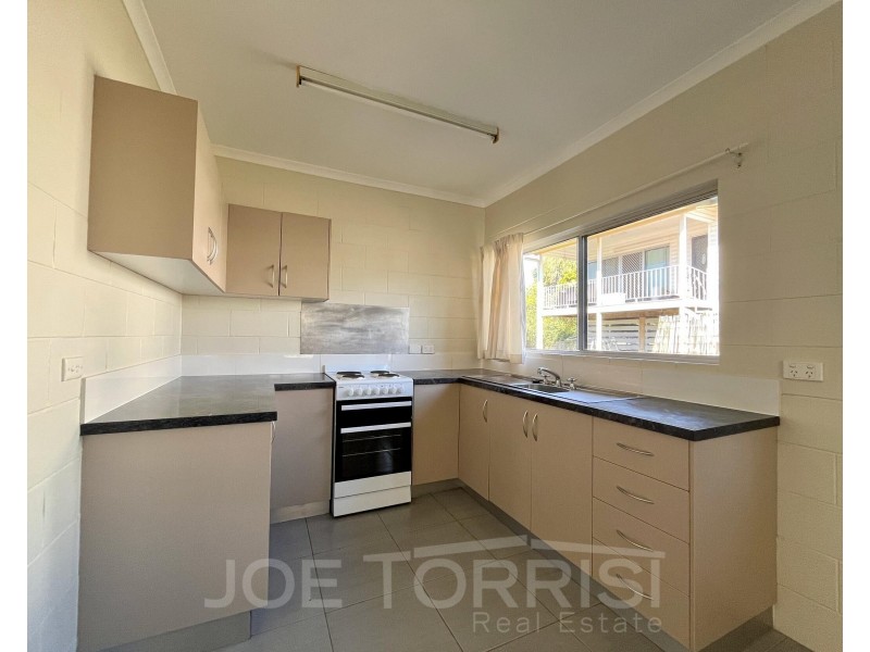 9 Beames Street, Mareeba QLD 4880