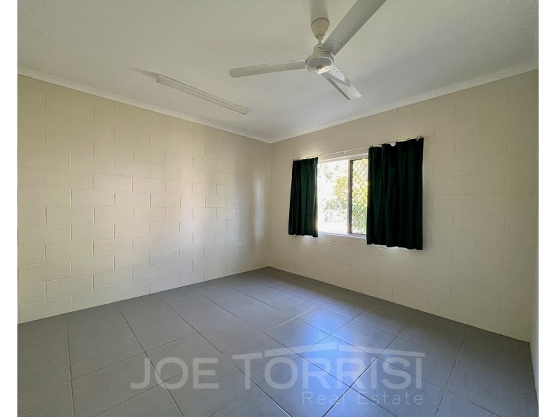 9 Beames Street, Mareeba QLD 4880