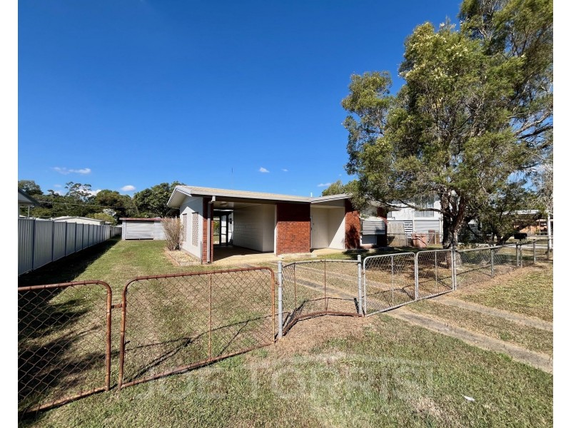 9 Beames Street, Mareeba QLD 4880