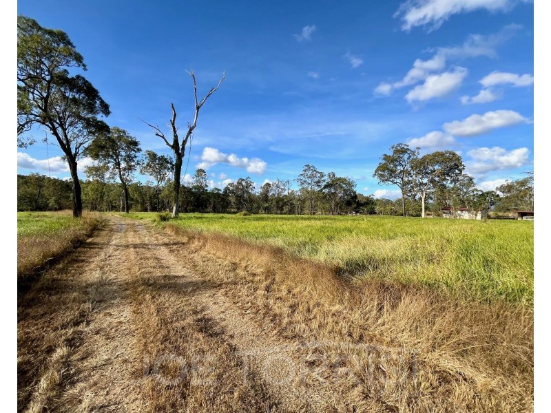 123 Kay Road, Mareeba QLD 4880