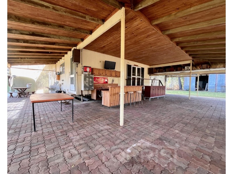123 Kay Road, Mareeba QLD 4880