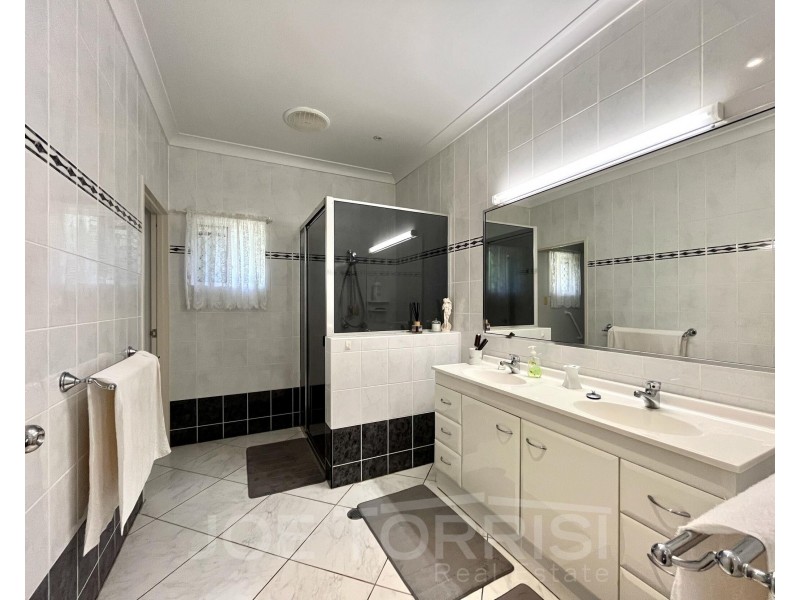 6 Ceola Drive, Mareeba QLD 4880
